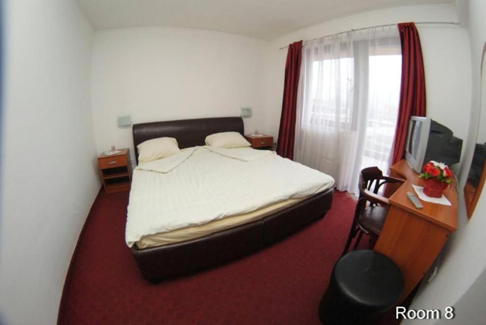 Motel Bella Italia อิลิดชา ภายนอก รูปภาพ