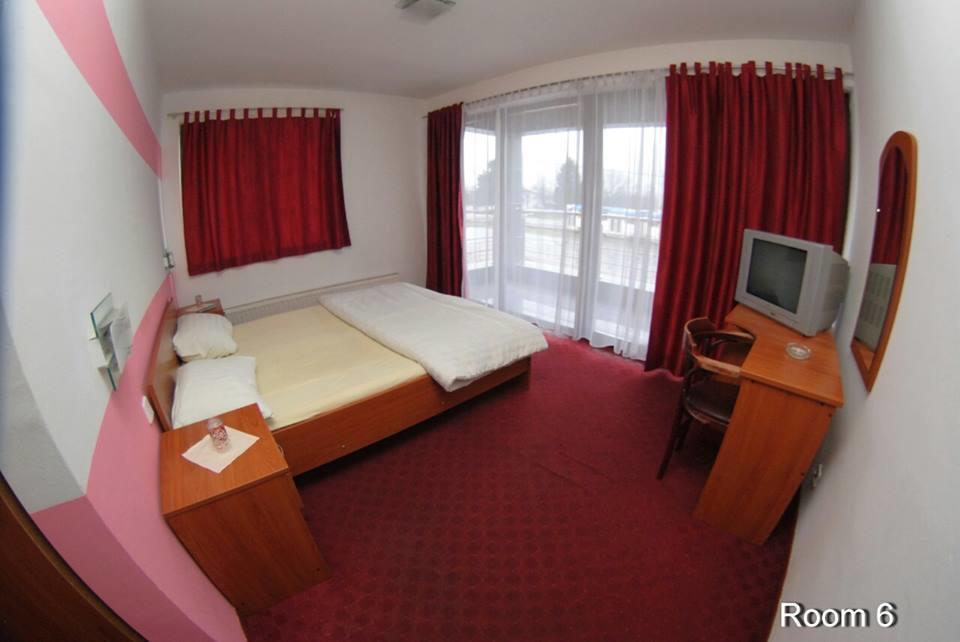 Motel Bella Italia อิลิดชา ภายนอก รูปภาพ