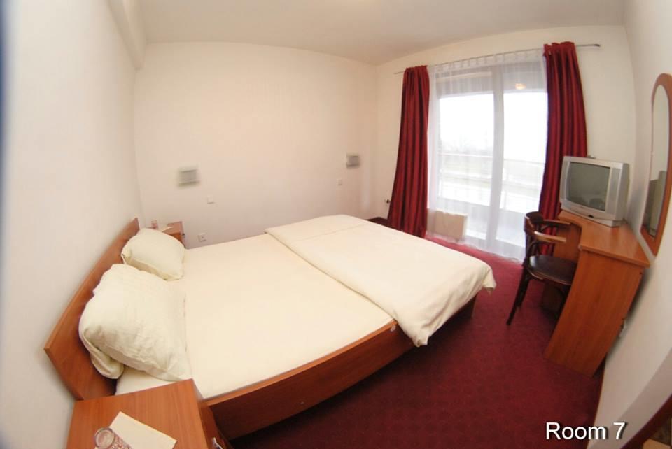Motel Bella Italia อิลิดชา ภายนอก รูปภาพ