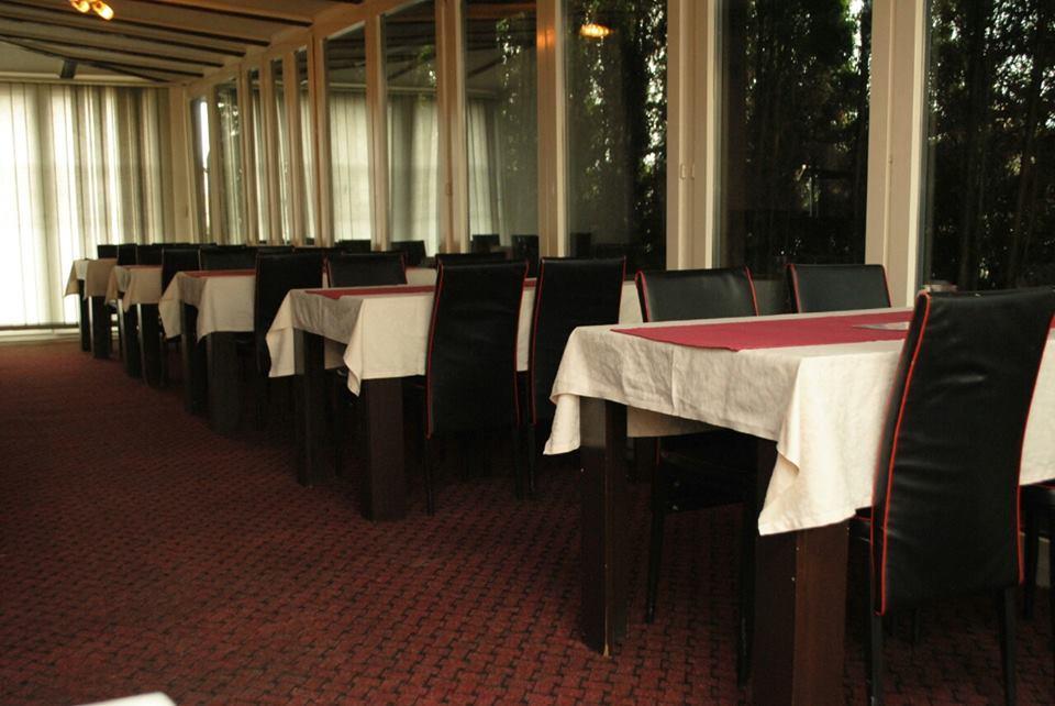 Motel Bella Italia อิลิดชา ภายนอก รูปภาพ
